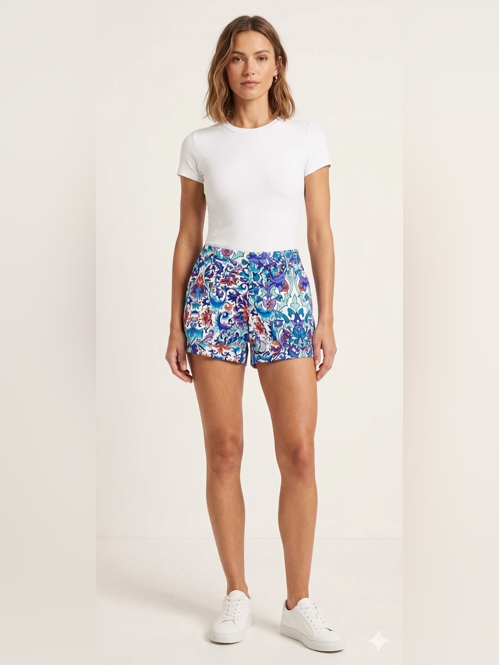 Nicole by Nicole Miller Floral Shorts Women’s Size 12 Multicolor Casual Summer